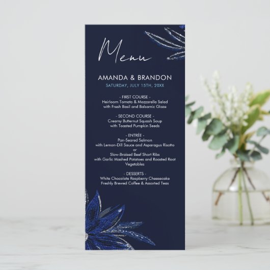 Chic Zilver & Marine Blauwe Bloemen Huwelijk Menu (Staand voorkant)