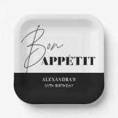 Chic Zwart-wit Bon Appétit Script Verjaardag Papieren Bordje (Voorkant)