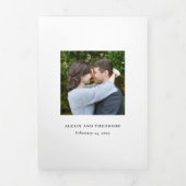 Chic Zwart-wit foto Moderne bruiloft Drieluik Uitnodiging (Cover)