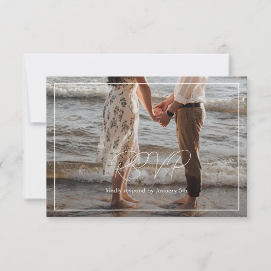 Chic Zwart-wit foto Moderne bruiloft RSVP Kaartje (Voorkant)