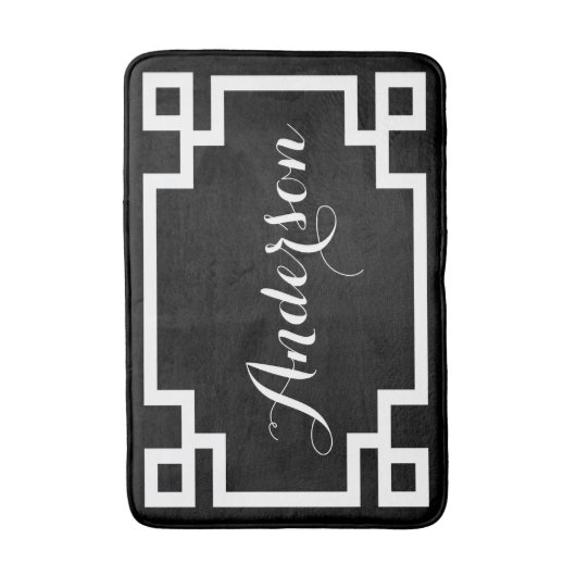 Chic Zwart-wit Grieks Key Custom Monogram Badmat (Voorkant Verticaal)