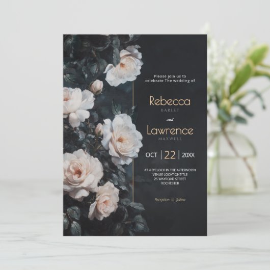 Chic zwart witte bloemen bruiloft uitnodiging (Staand voorkant)