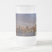 Chicago Cityscape Night Frosted Glass Beer Mok (Center)