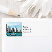 Chicago IL - Sailboat Against Chicago Skyline Etiket (Insitu)