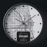 Chicago, Illinois City Map Clock<br><div class="desc">Een leuke wandklok met een top-down straatkaart die de prachtige stad Chicago,  Illinois,  voorstelt.</div>