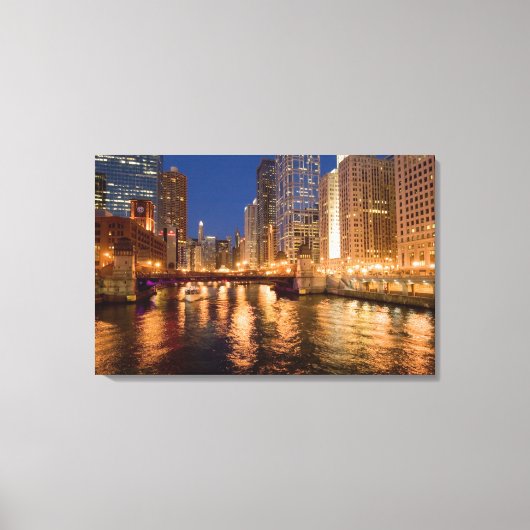 Chicago, Illinois, Silhouet en Chicago-rivier om 2 Canvas Afdruk (Voorkant)
