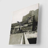 CHICAGO MERCHANDISE MART TROLLEY TRAIN WATERVERF VIERKANTE KLOK (Hoek)