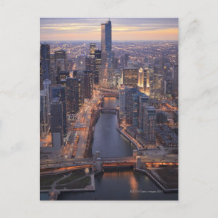 Chicago River en Trump Tower van boven Briefkaart