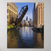 Chicago Skyline van de Kinzie St Bridge Poster (Voorkant)