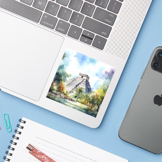 Chichen Itza Sticker (Laptop met iPhone)