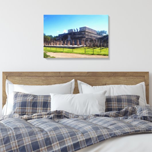 Chichen Itza. Tempelkrijgers Canvas Afdruk (Insitu (Slaapkamer))