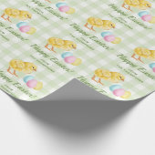 Chick And Pastel Eggs Happy Easter Green Gingham Cadeaupapier (Hoek)