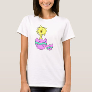 Chick in paasei t-shirt