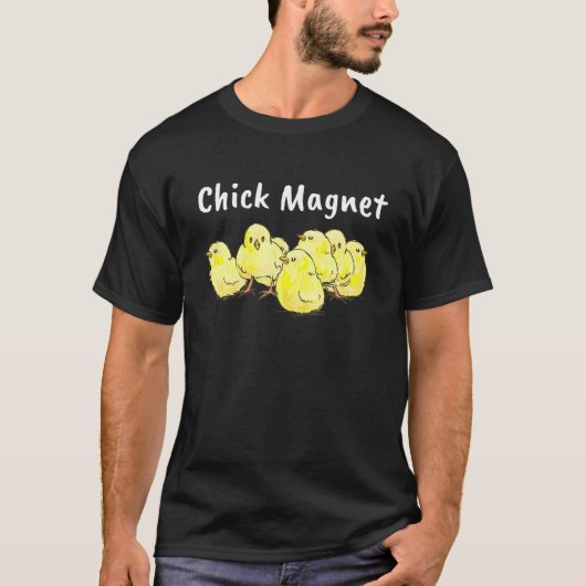 Chick Magnet Cute Little Chick Easter Outfit voor  T-shirt (Voorkant)