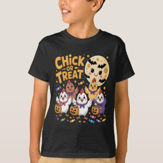 Chick Or Treat Halloween Maan Kip Fun  T-shirt