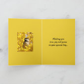 Chickade Vogel in Gele Bloemen Verjaardag Kaart (Binnen)