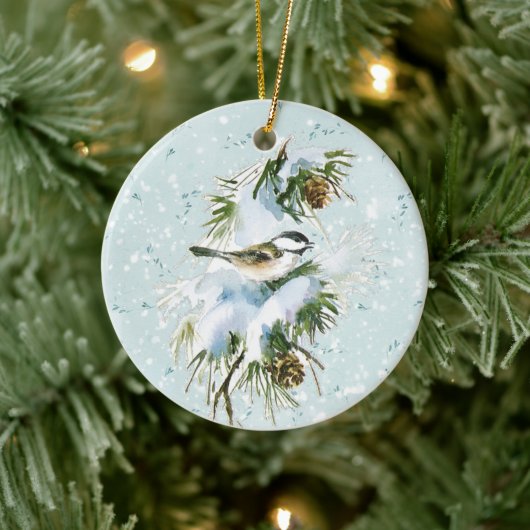 Chickadee Bird Pinecone Snow Winter Kerstmis Blauw Keramisch Ornament (Boom)
