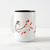 Chickadee met Red Berries - Single Branch Tweekleurige Koffiemok (Voorkant links)