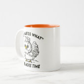 Chicken Comic Funny Angry Guess Wat een haan Humor Tweekleurige Koffiemok (Voorkant links)