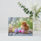 Chicken stands beside an Easter nest with eggs Briefkaart (Staand voorkant)