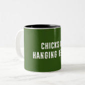 Chicks Dig Hanging Belays Rock climate Tweekleurige Koffiemok (Voorkant links)