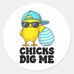 Chicks Dig Me Paaspeuter Boys Mannen Happy Easter Ronde Sticker
