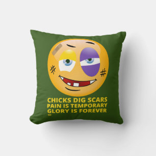 "CHICKS DIG SCARS" grappige emoji Kussen