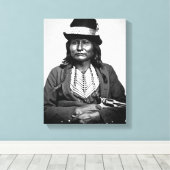 Chief Esatonyett, 1869 (foto) Canvas Afdruk (Insitu (Houten vloer))