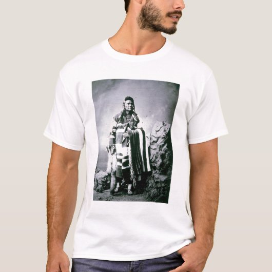 Chief Joseph (1840-1904) c.1880 (foto) T-shirt (Voorkant)