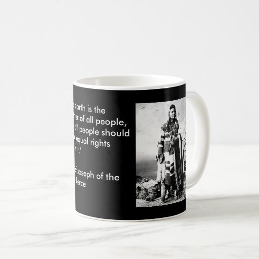 Chief Joseph Koffiemok (Voorkant rechts)