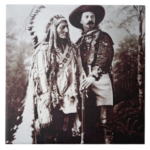 Chief Sitting Bull (1831-90) op tournee met Buffal Tegeltje