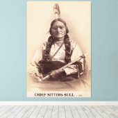 Chief Sitting Bull met Eyeglasses c. 1881 Canvas Afdruk (Insitu (Houten vloer))