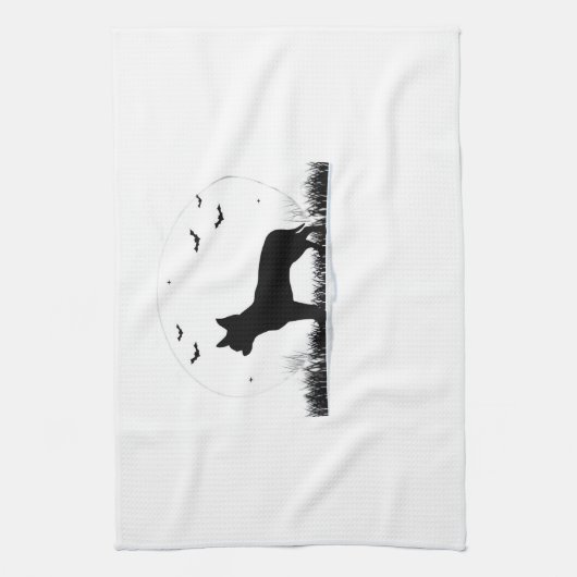 Chihuahua Dog � Halloween Moon Silhouette Classic  Theedoek (Verticaal)