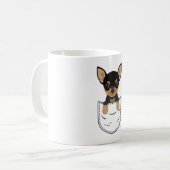 Chihuahua Dog in Pocket Koffiemok (Voorkant links)
