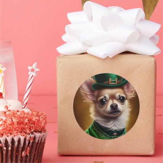 Chihuahua Dog in St. Patrick's Day Dress Ronde Sticker (Feest)