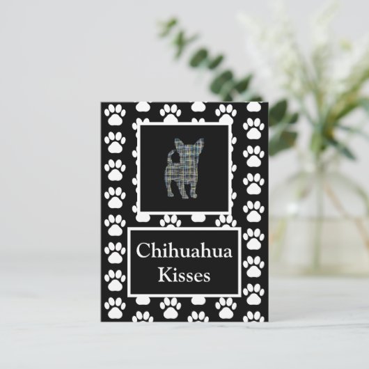 Chihuahua Dog Kisses Silhouette in Y&B Grid Briefkaart (Staand voorkant)
