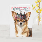 Chihuahua Dog Queen voor een dag Funny Birthday Kaart (Gele Bloem)