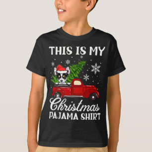 Chihuahua Dog Rood vrachtwagen met kerstboom T-shirt
