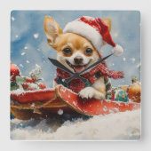 Chihuahua Hond in Sledge Laat het Sneeuw Kerstmis Vierkante Klok (Voorkant)