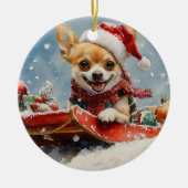Chihuahua-hond in slee Laat het sneeuwen Kerstmis Keramisch Ornament (Voorkant)