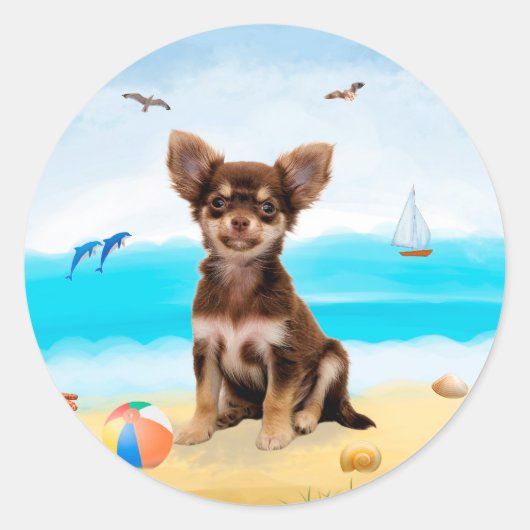 Chihuahua-hond op het strand ronde sticker (Voorkant)