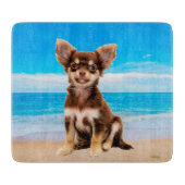 Chihuahua Hond Zittend op Tropisch Strand Snijplank (Voorkant)