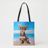 Chihuahua Hond Zittend op Tropisch Strand Tote Bag (Voorkant)