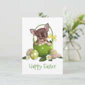 Chihuahua in paasmandje feestdagenkaart (Staand voorkant)