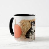 Chihuahua is in de herfst mok (Voorkant links)