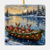 Chihuahua Kerstboot Vakantie Keramisch Ornament (Voorkant)