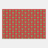 Chihuahua Kersthond en Groene Bow 3 Kleurpaden Inpakpapier Vel (Voorkant)