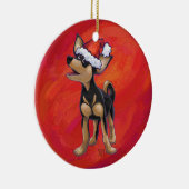 Chihuahua Kerstmis op rood Keramisch Ornament (Rechts)