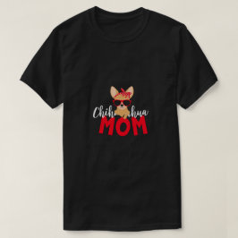 Chihuahua mama met zonnebril en bandana t-shirt