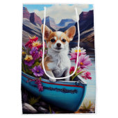 Chihuahua op een peddel: Een Schilderachtig avontu Medium Cadeauzakje (Achterkant)